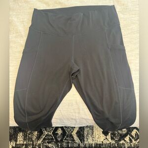 Fabletics Define Powerhold Leggings with Pockets - Black